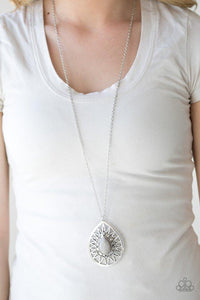 Summer Sunbeam Necklace (Blue, Silver)