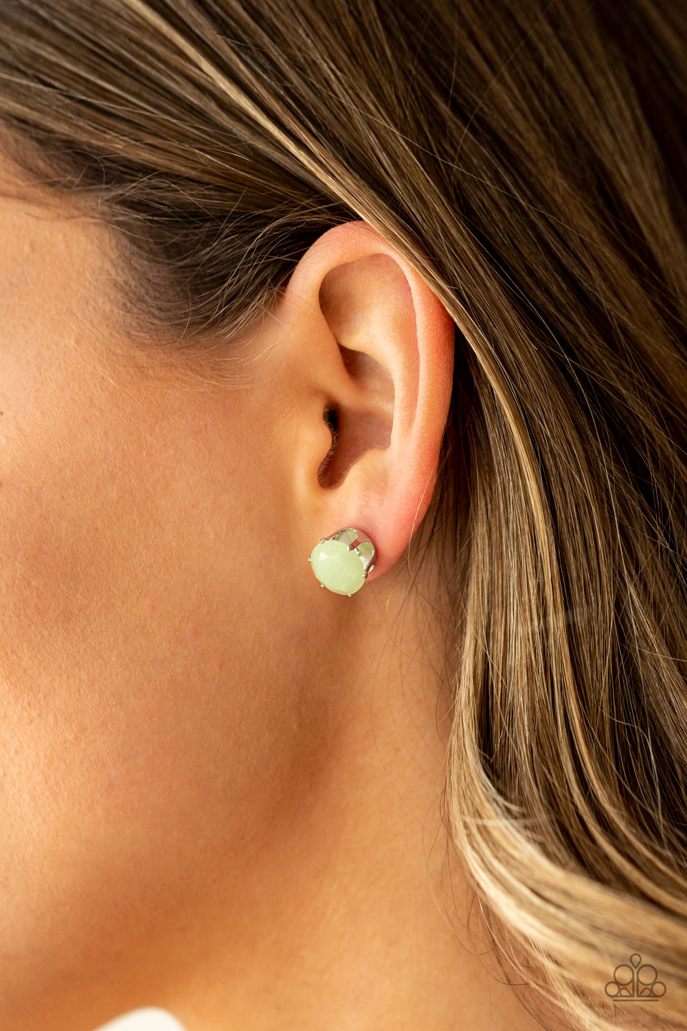 Simply Serendipity Post Earring (Green)