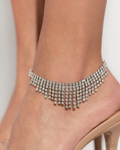 Curtain Confidence White Anklet