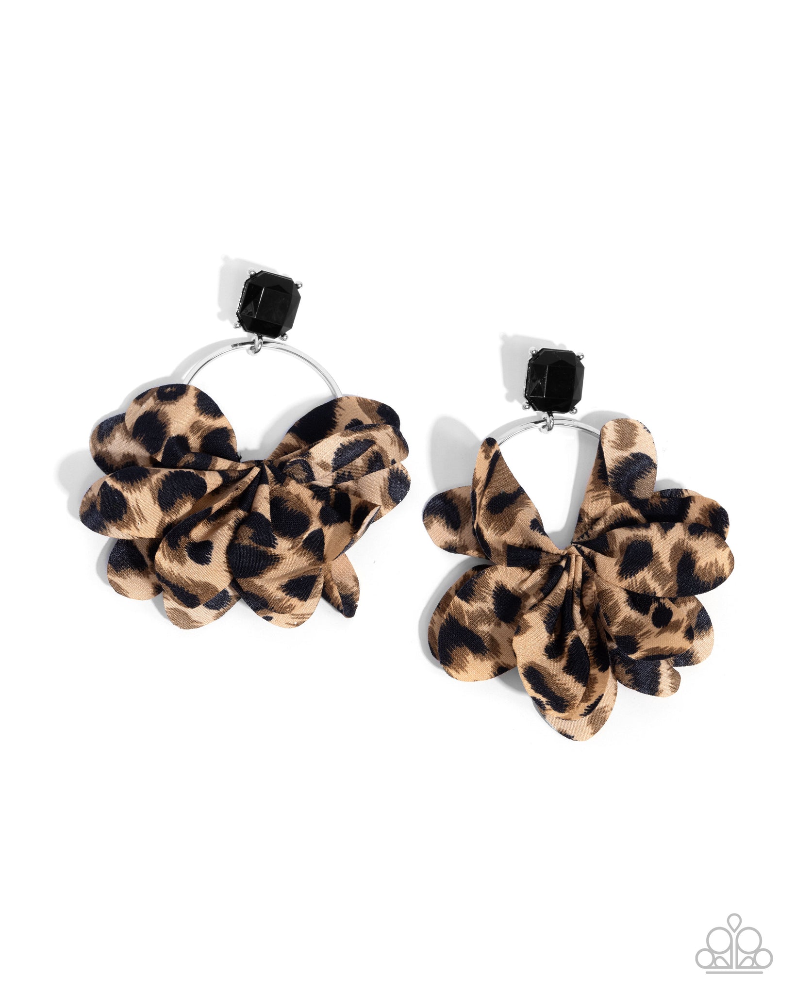 Charming Cheetah Earring