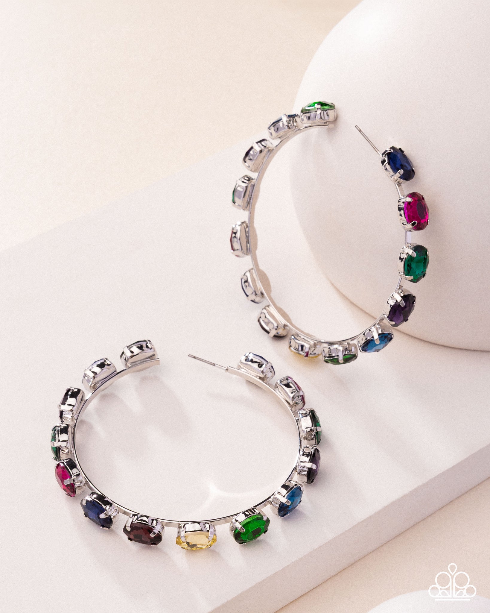 Grand Finale Glitz Earring