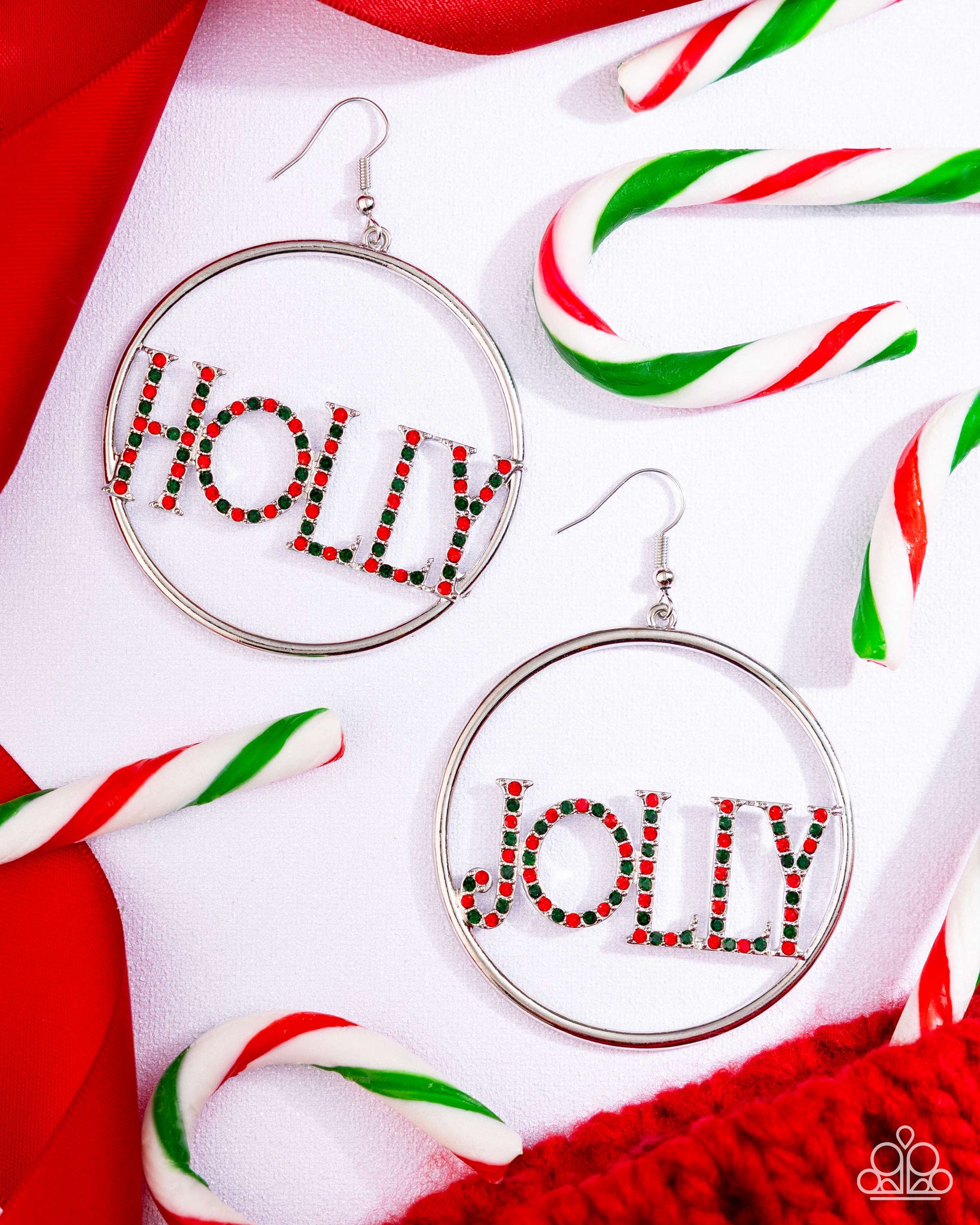 PRE-ORDER: Holly Jolly Earring