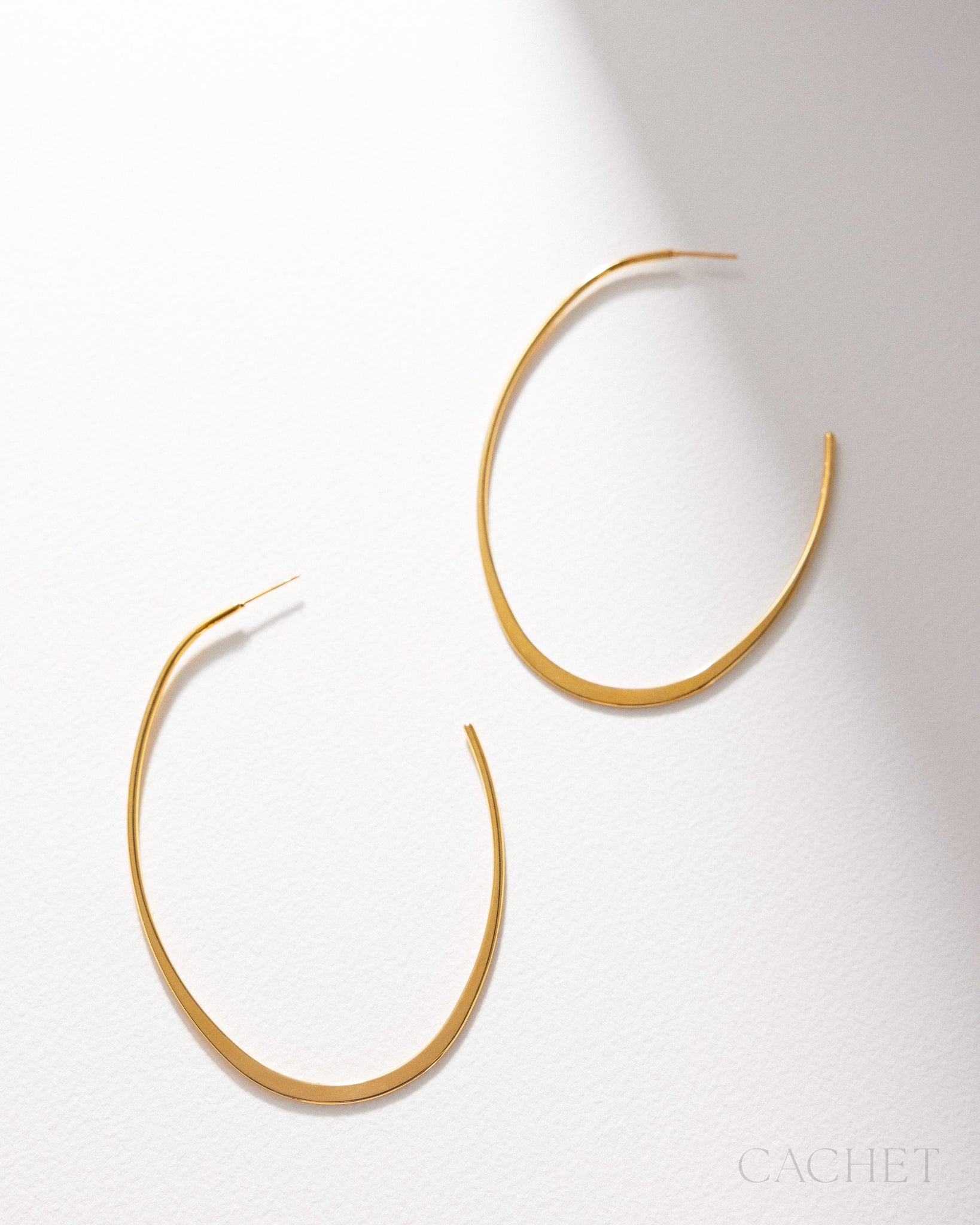 PRE-ORDER: Aven 18k Gold Earring