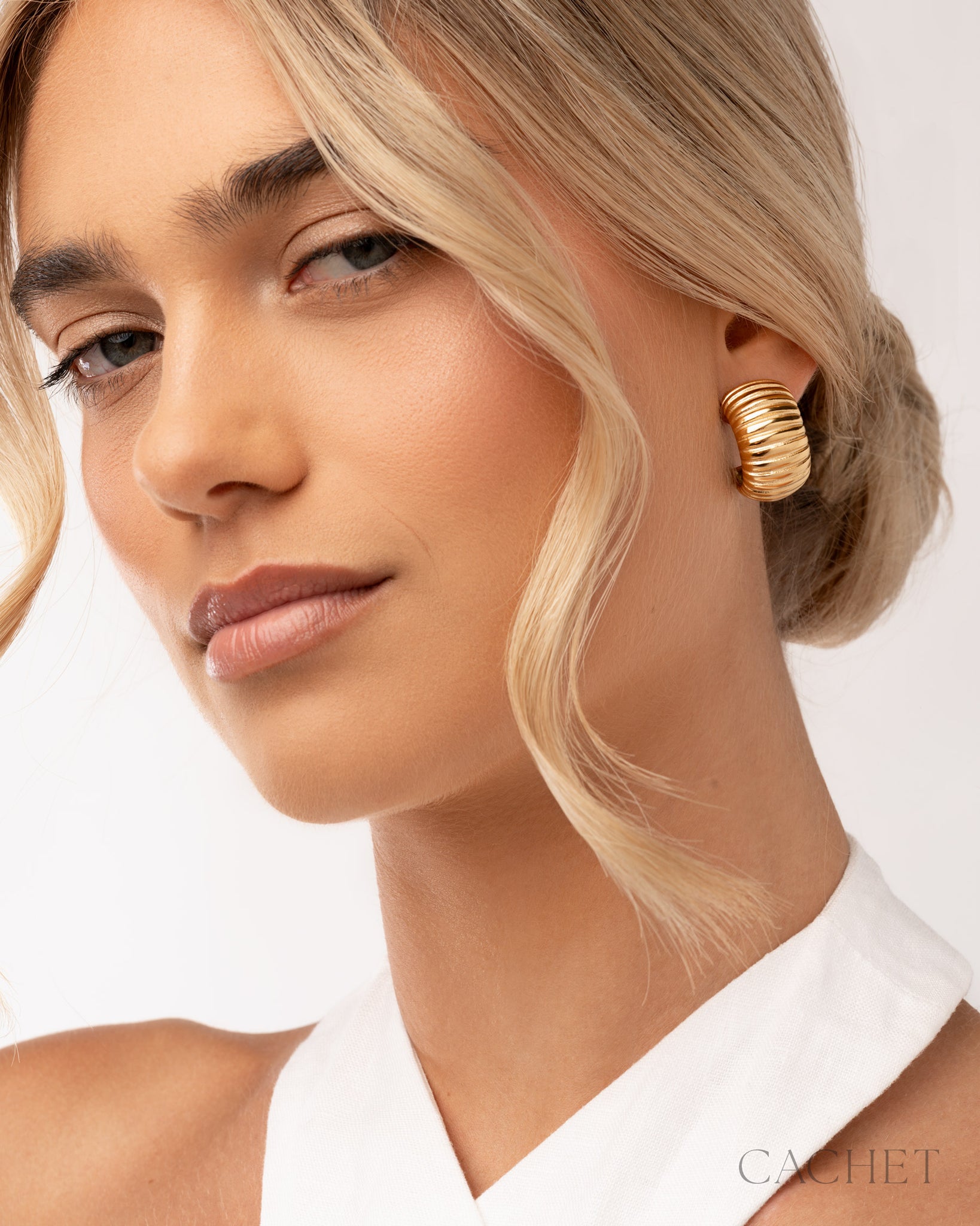 PRE-ORDER: Rift 18k Gold Earring