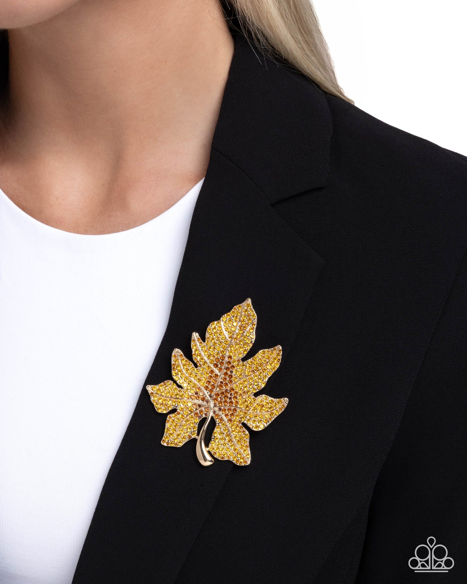PRE-ORDER: Autumnal Accent Brooch