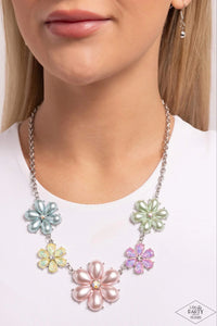 Fiercely Flowering Necklace