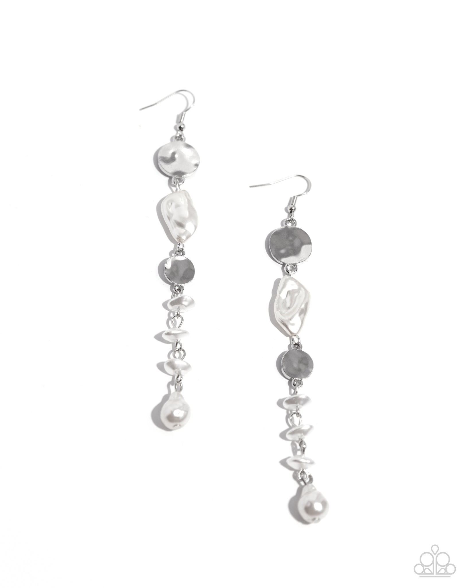 Cosmopolitan Chic Earring