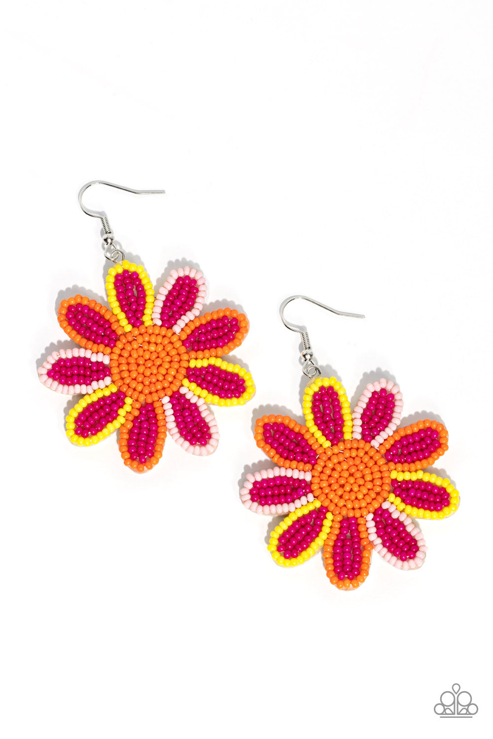 Decorated Daisies Earring (White, Pink)