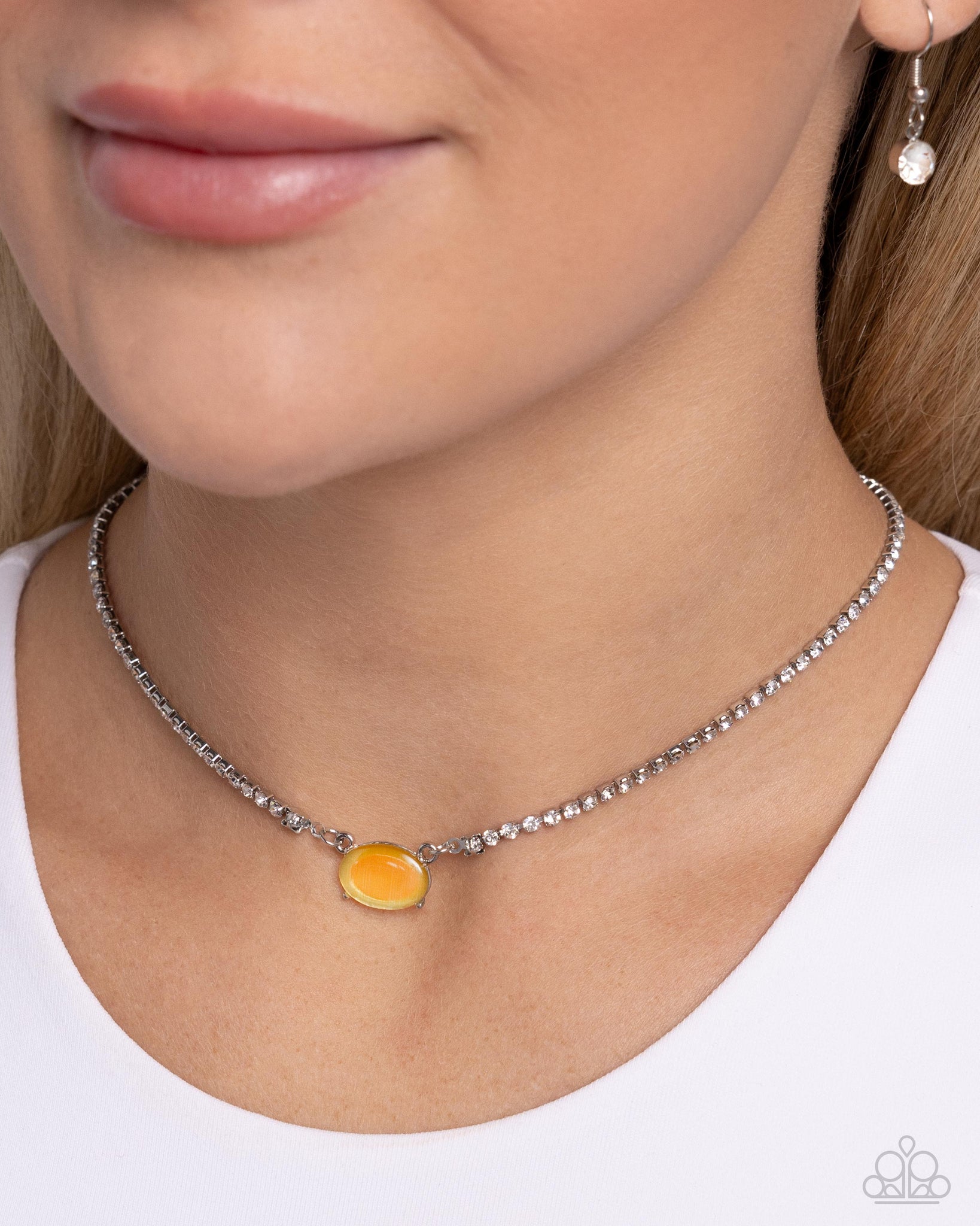 Dynamic Delicacy Necklace (Yellow, Blue)