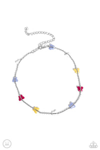 FLYING in Wait Necklace (Multi, White)