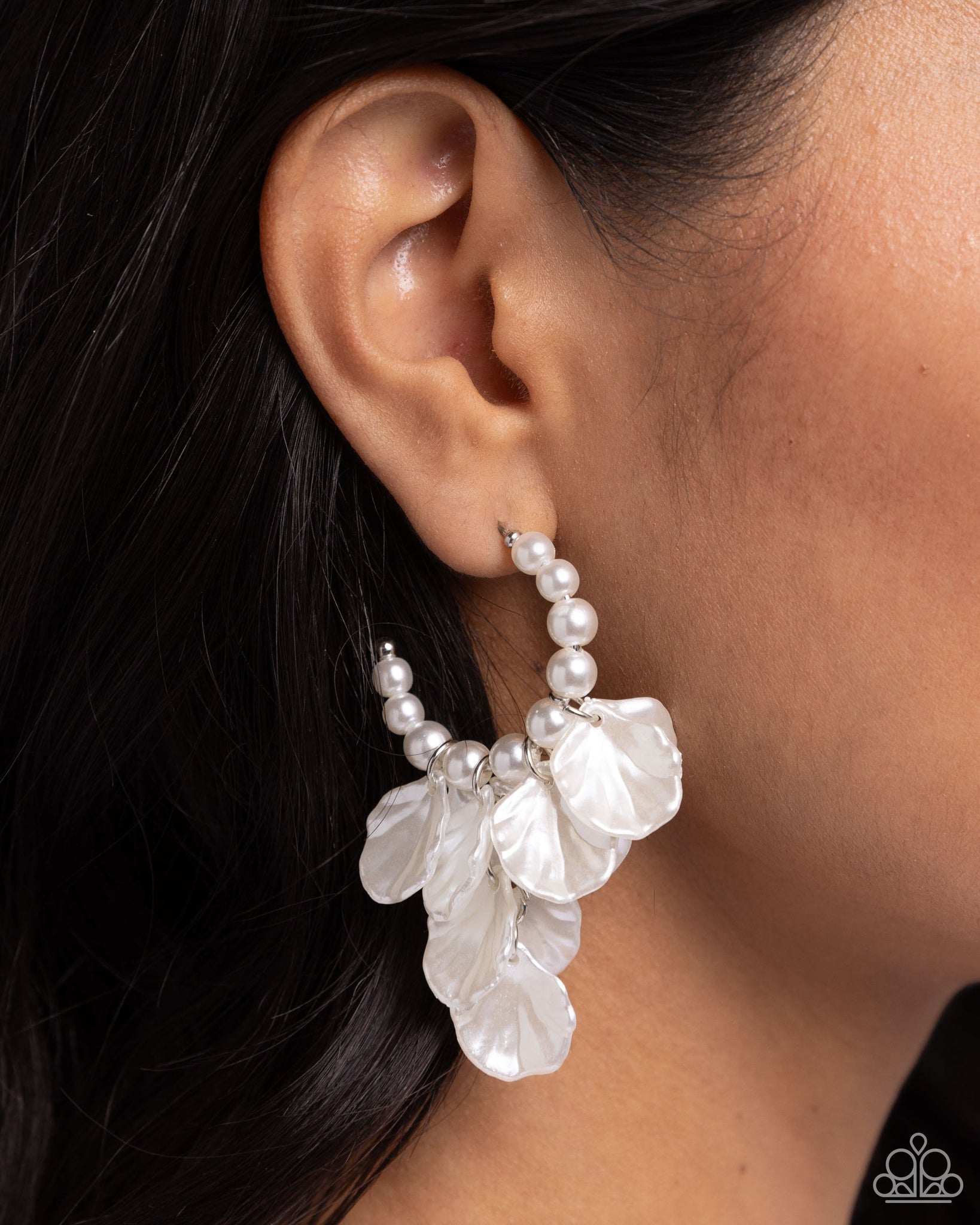 Frilly Feature Earring