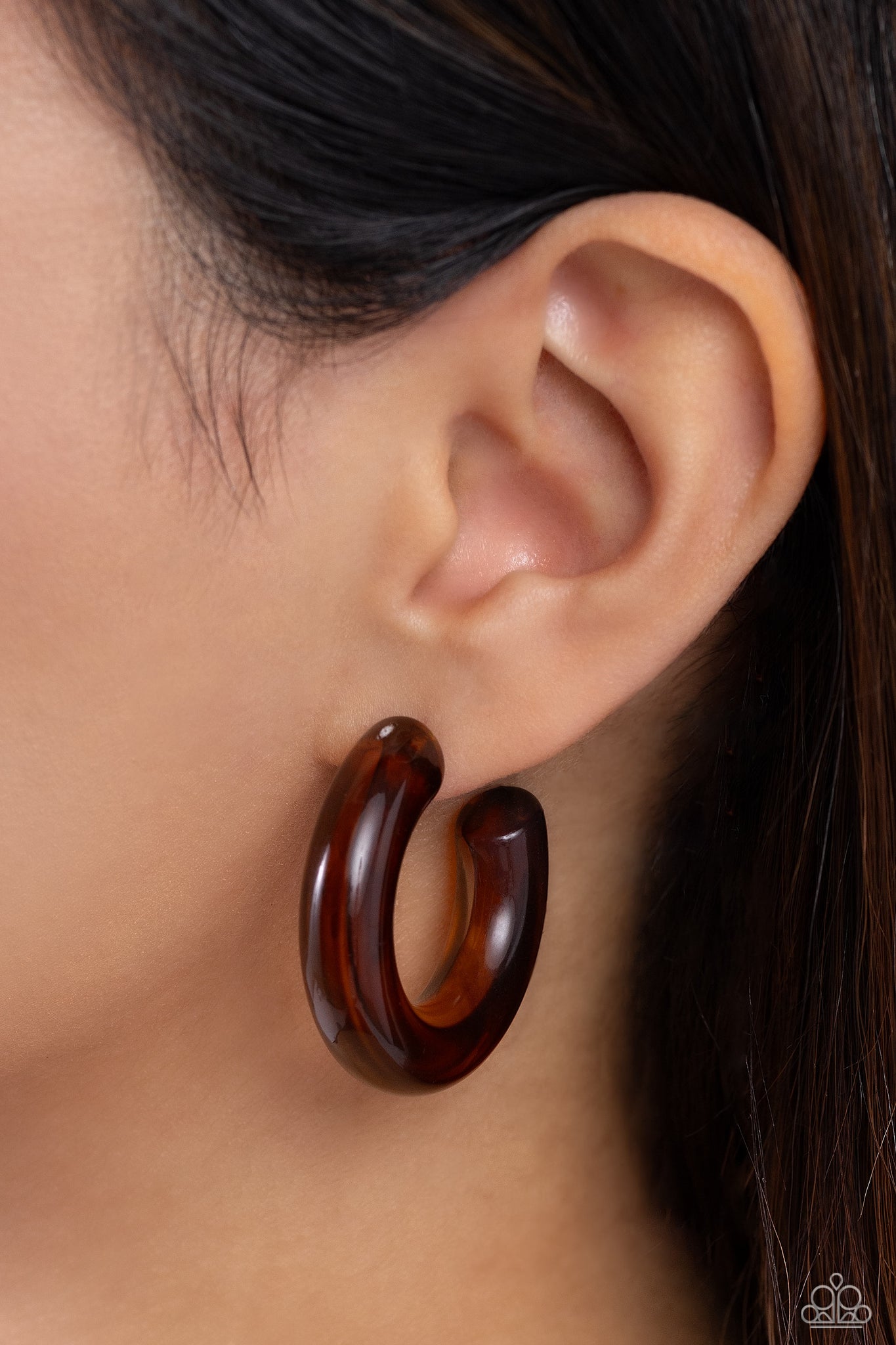 Glassy GAZE Earring (White, Brown)