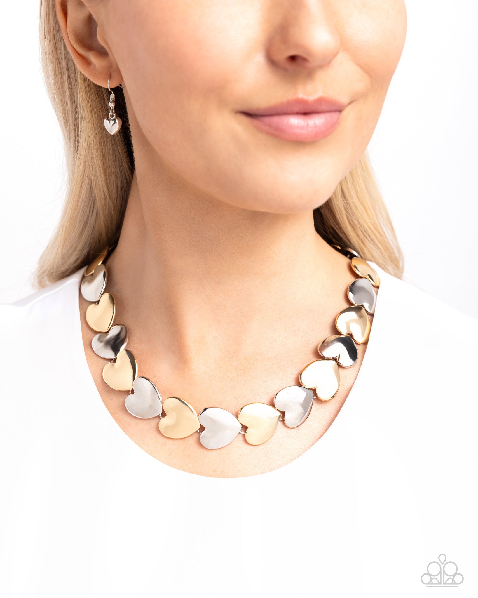 Heirloom Hearts Necklace (Multi, Silver)