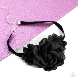 Very Viscountess Black Necklace