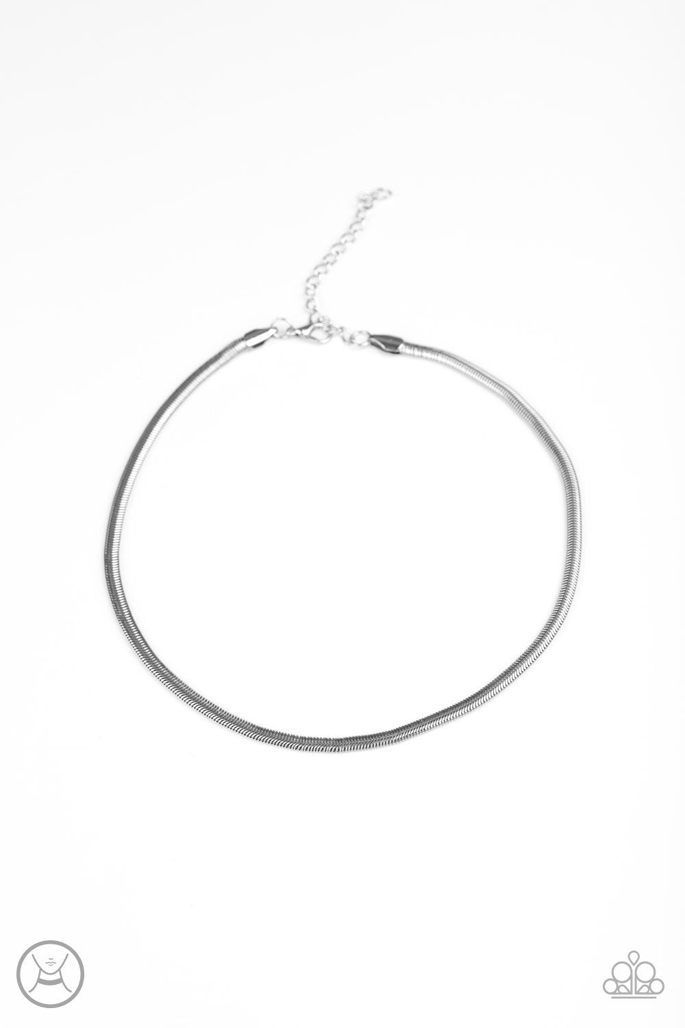 Flat Out Fierce Gold Necklace
