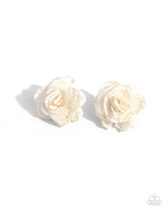 Tulle Twist Earring