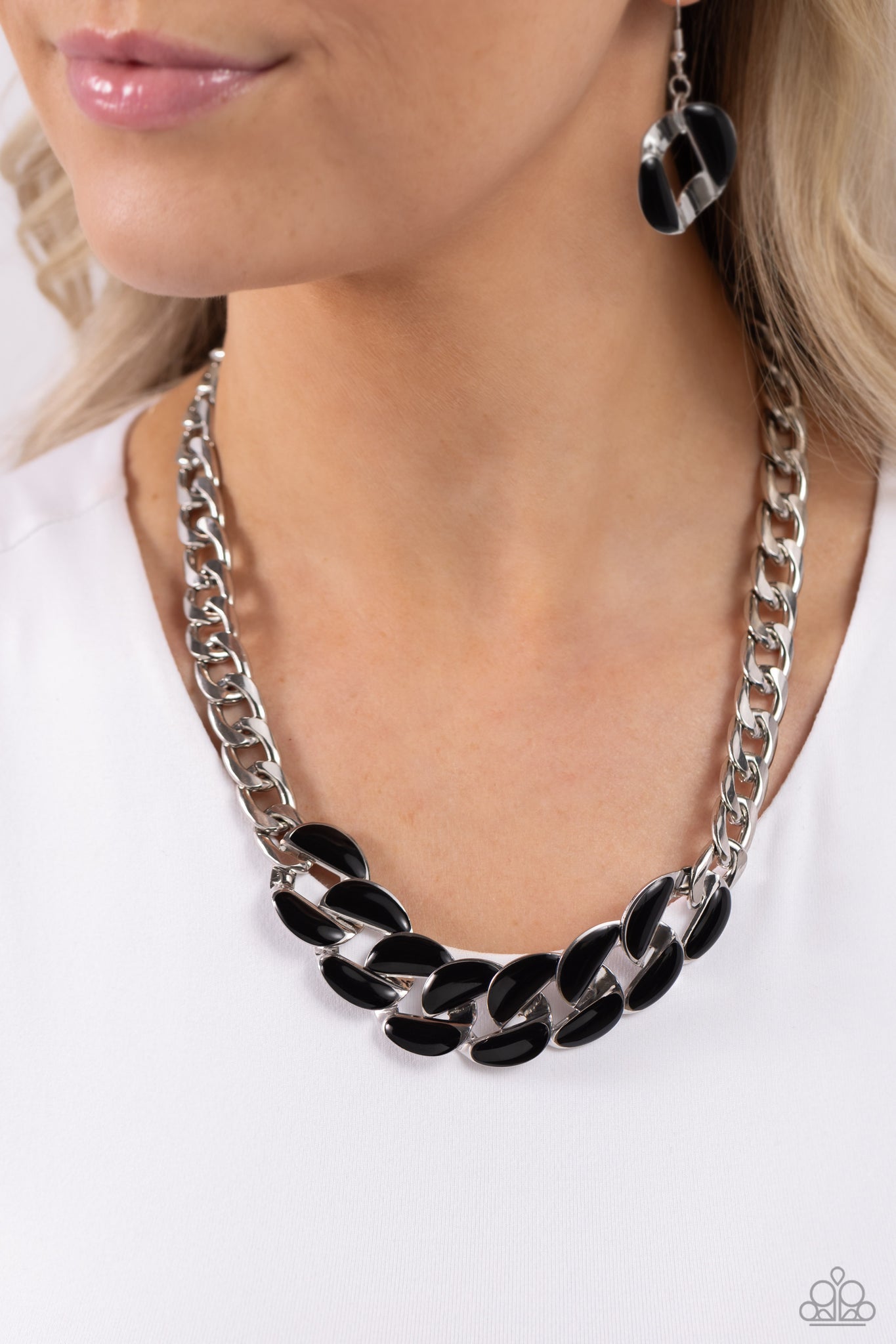 CURB Craze Necklace (Green, Black)