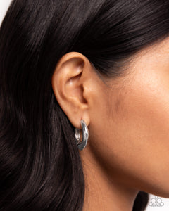 Monochromatic Makeover Earring (Silver, Rose Gold)