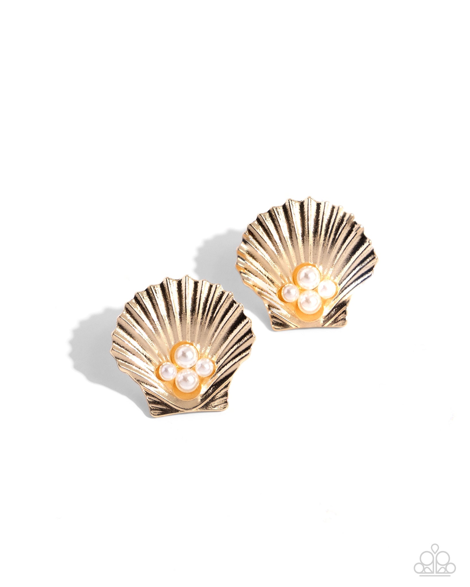 Oyster Opulence Earring (Orange, Gold)