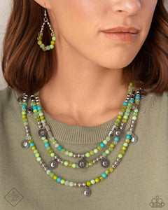 Piquant Pattern Green Necklace
