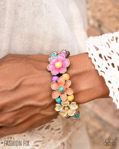 September Simply Santa Fe Complete Look