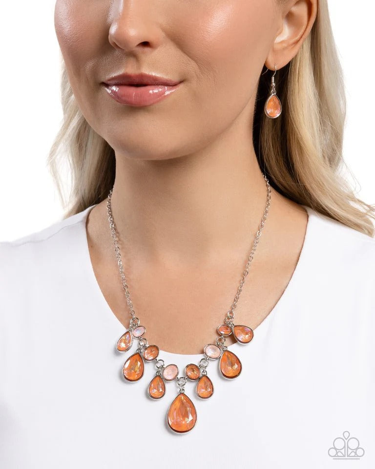 Talented Teardrops Necklace