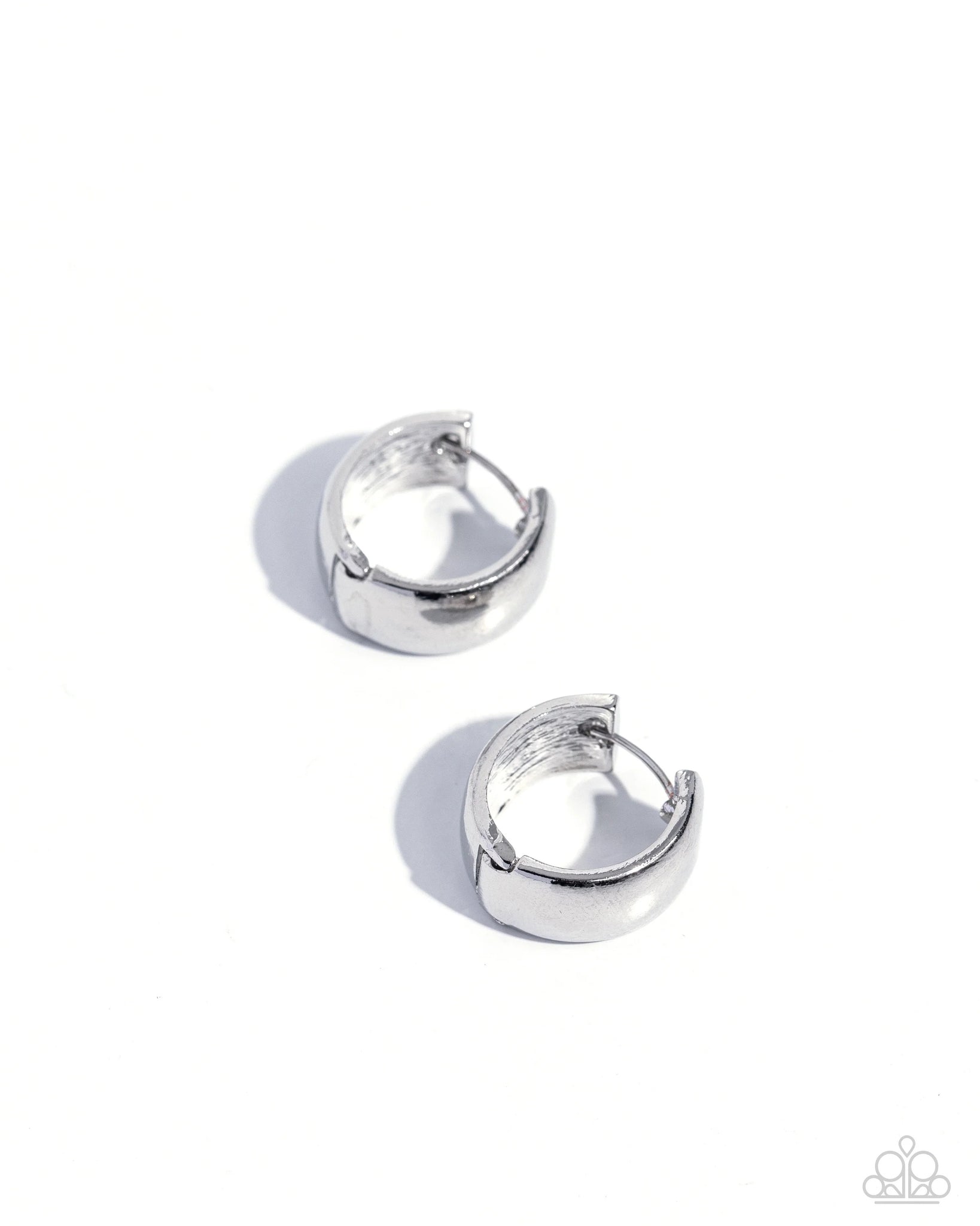 Signature Sheen Earring