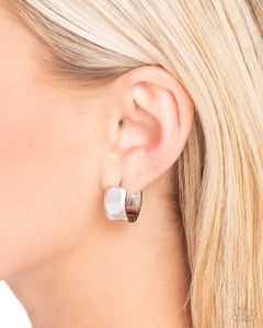 Signature Sheen Earring
