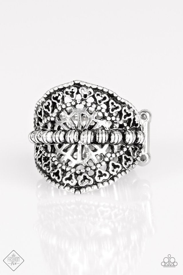 Travel Treasure Silver Ring