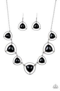 Make A Point Black Necklace