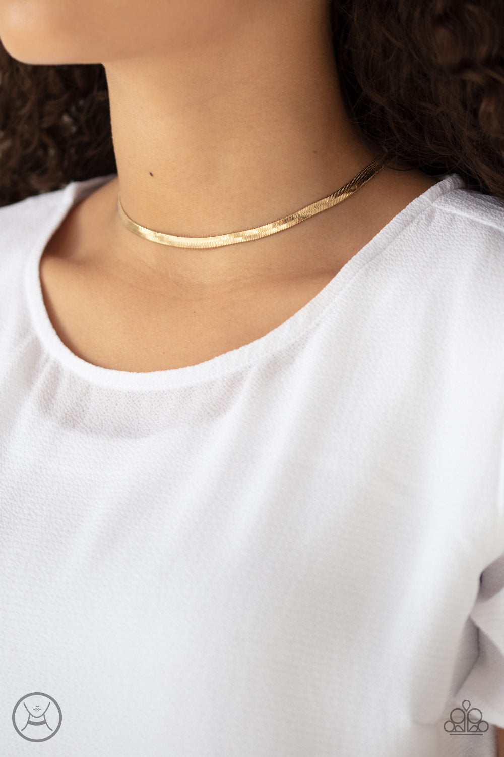 Serpentine Sheen Choker Gold Necklace