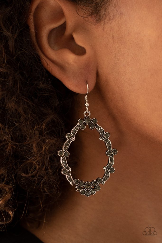 Sparkly Status Silver Earring