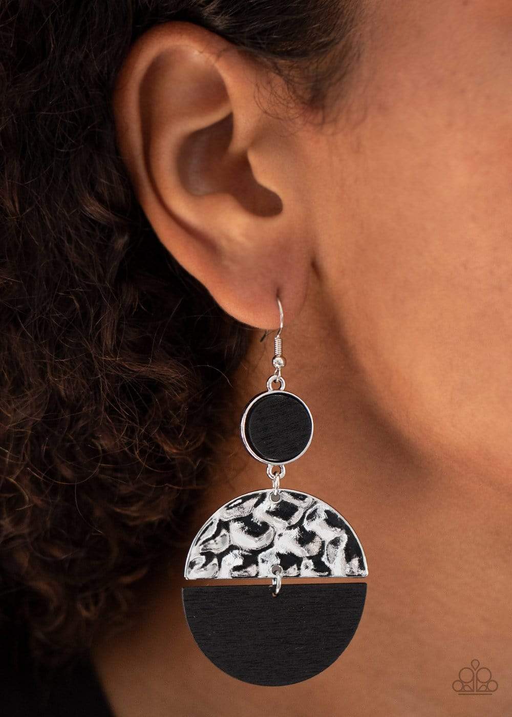 Natural Element Black Earring