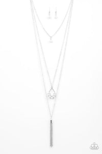 Be Fancy Necklace