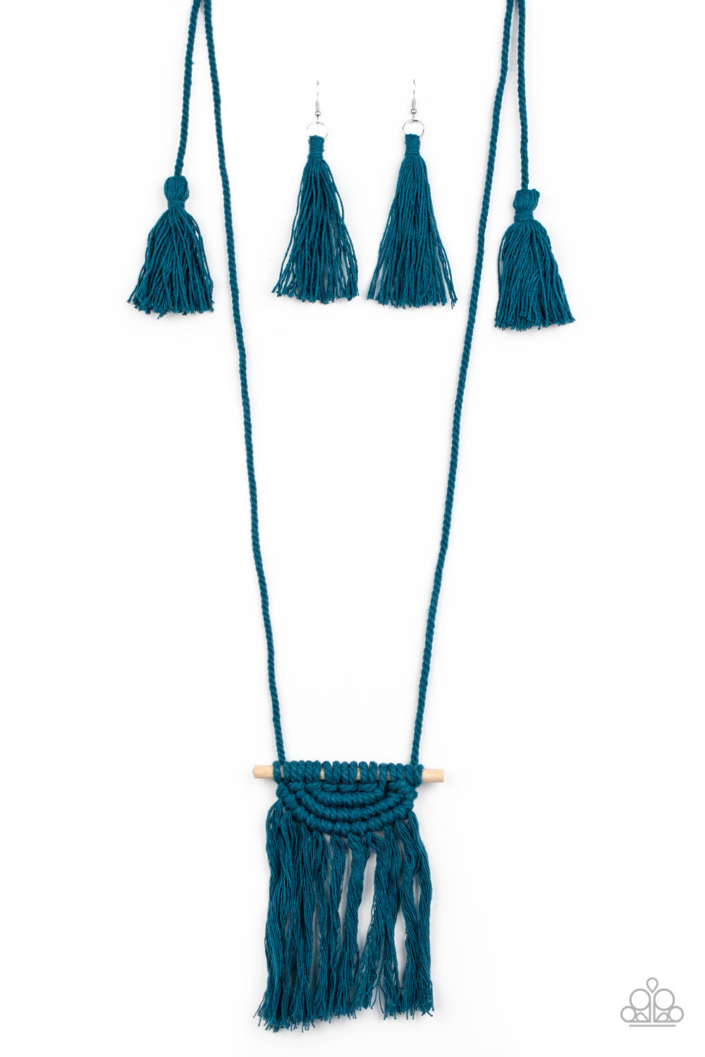 Between You and MACRAME Necklace (Blue, Orange)