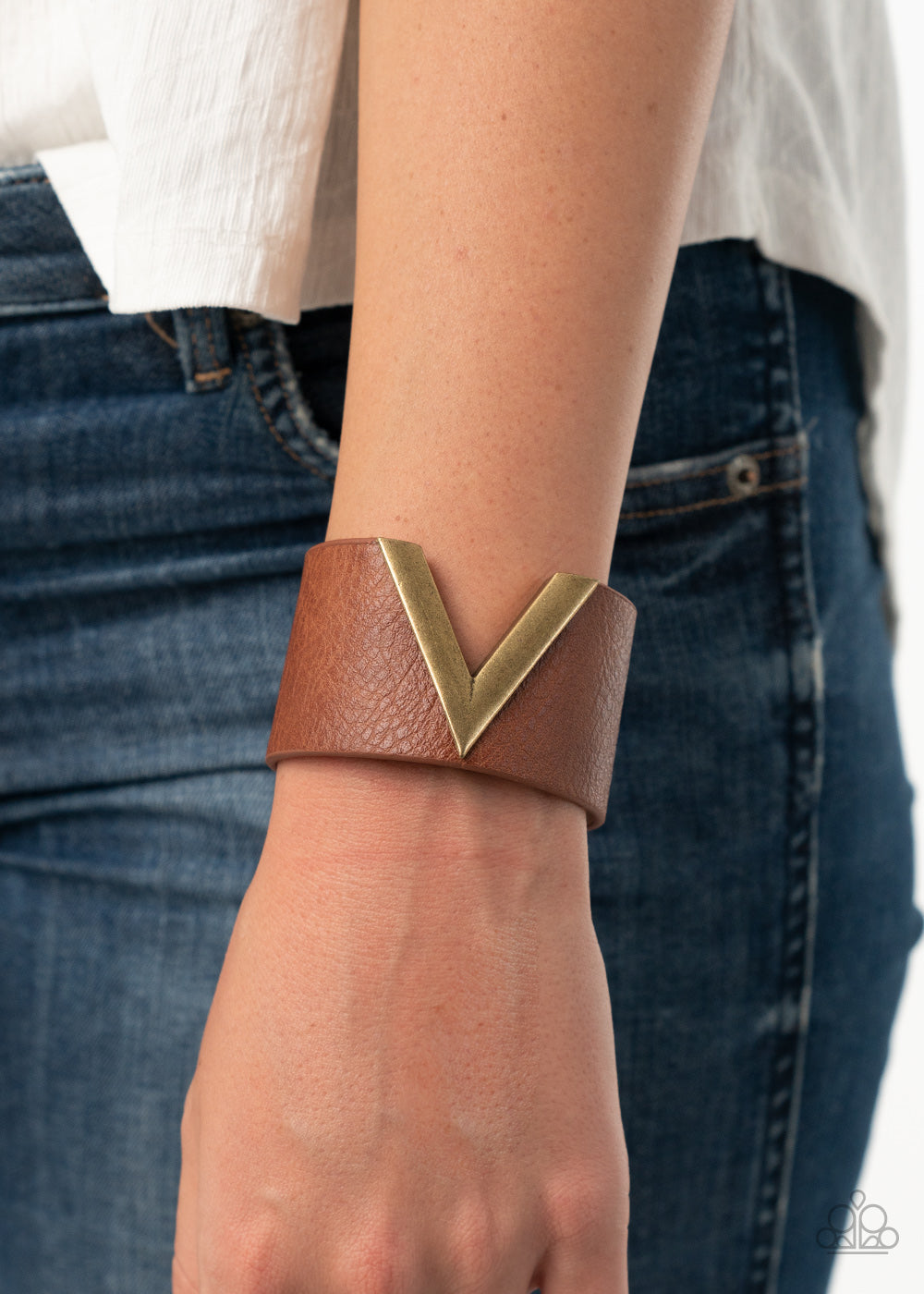 Claws Out Brown Bracelet