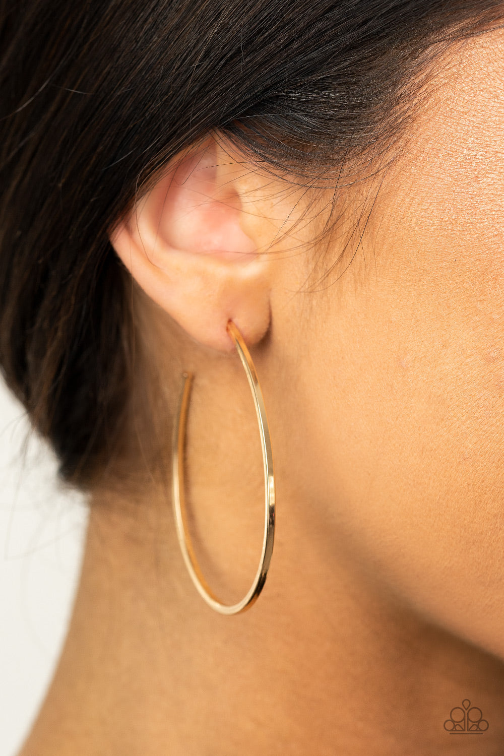 Cool Curves Gold Earring