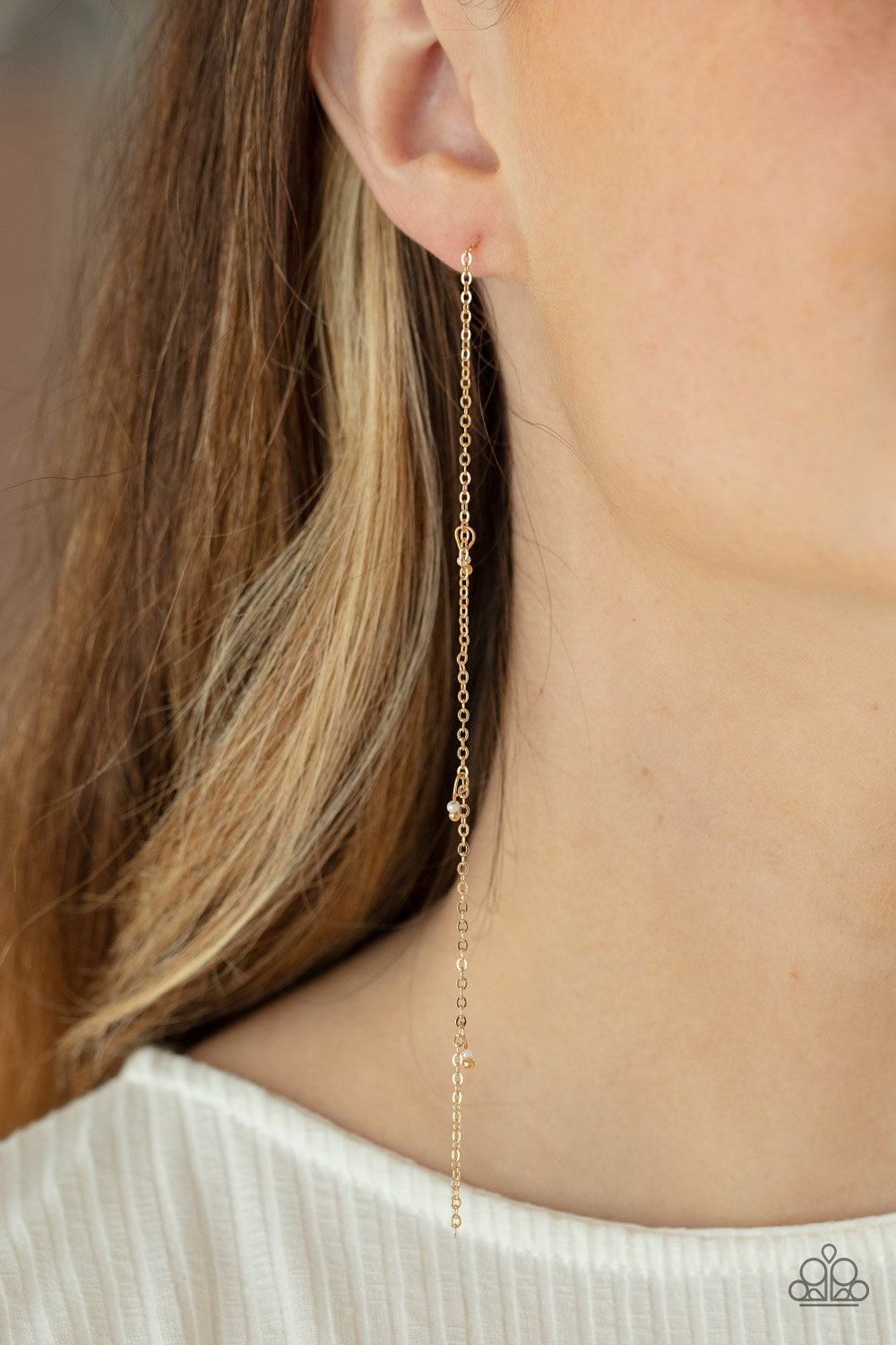 Dauntlessly Dainty Earrings