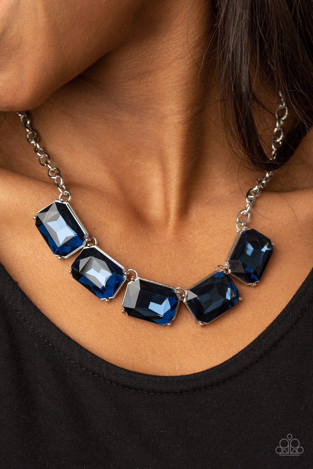 Deep Freeze Diva Blue Necklace
