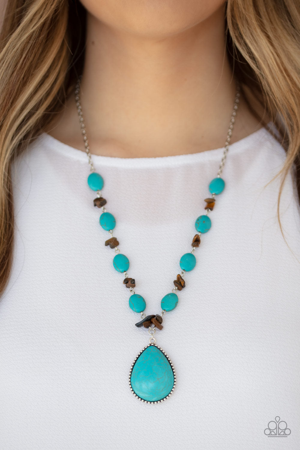 Desert Diva Blue Necklace