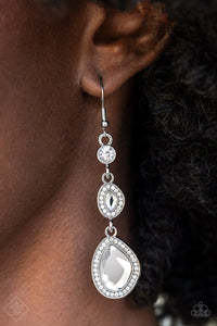 Dripping Self-Confidence Earring (White, Multi)