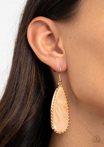 Ethereal Eloquence Gold Earring
