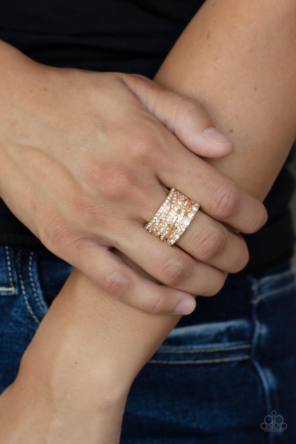 Exclusive Elegance Ring (White, Gold)