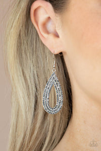 Exquisite Exaggeration Earring