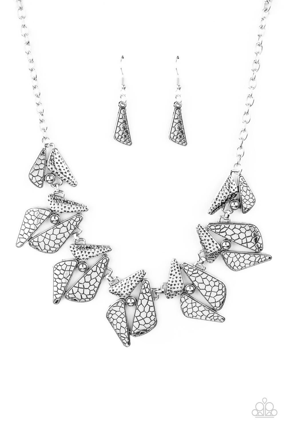 Extra Expedition Silver Necklace