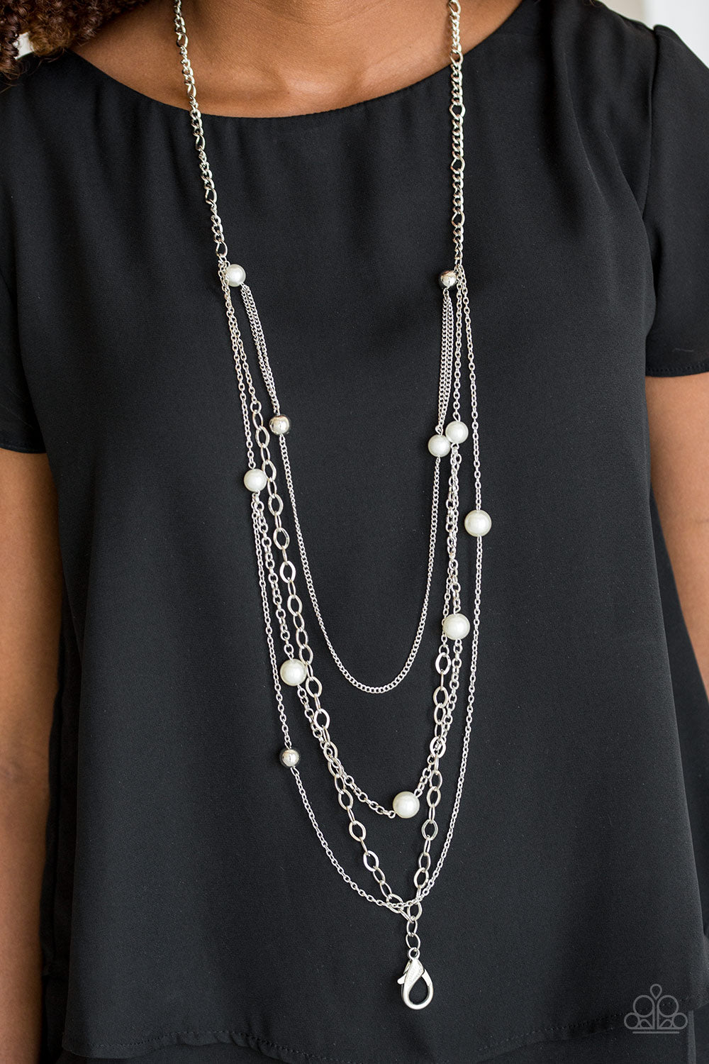 Glamour Grotto Lanyard White Necklace