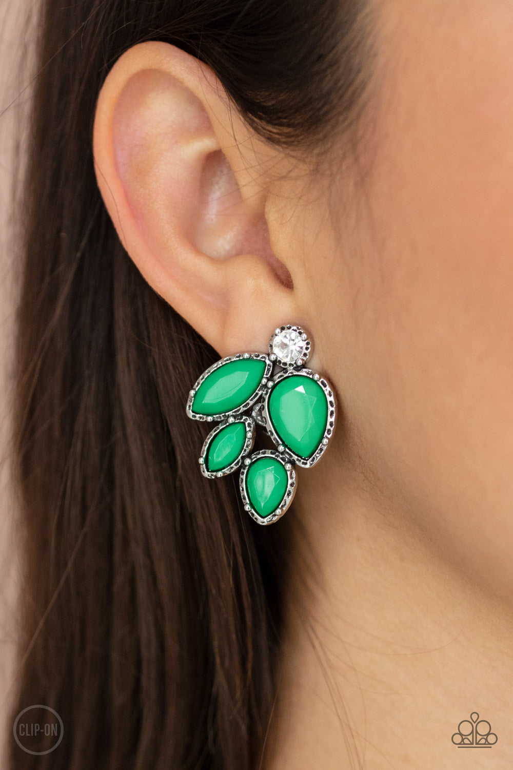 Fancy Foliage Green Earring
