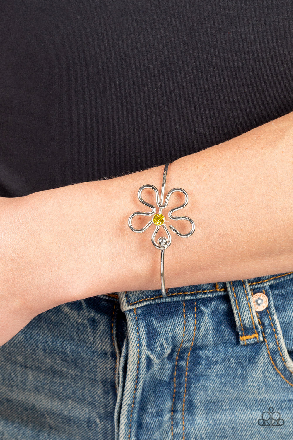 Floral Innovation Bracelet (Purple, Yellow)