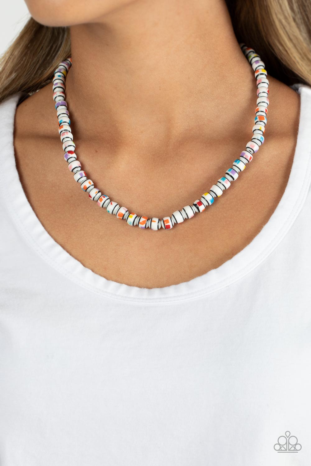 Gobstopper Glamour White Necklace