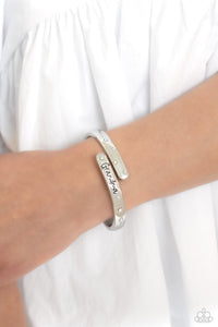 Gorgeous Grandma White Bracelet